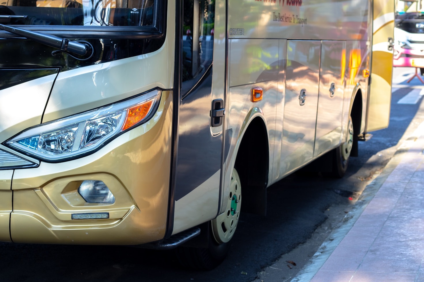 Meet Our Experienced Drivers: Ensuring Your Safety